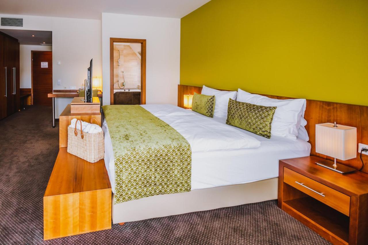 Seehotel Sued By S4Y Velden am Wörthersee Esterno foto
