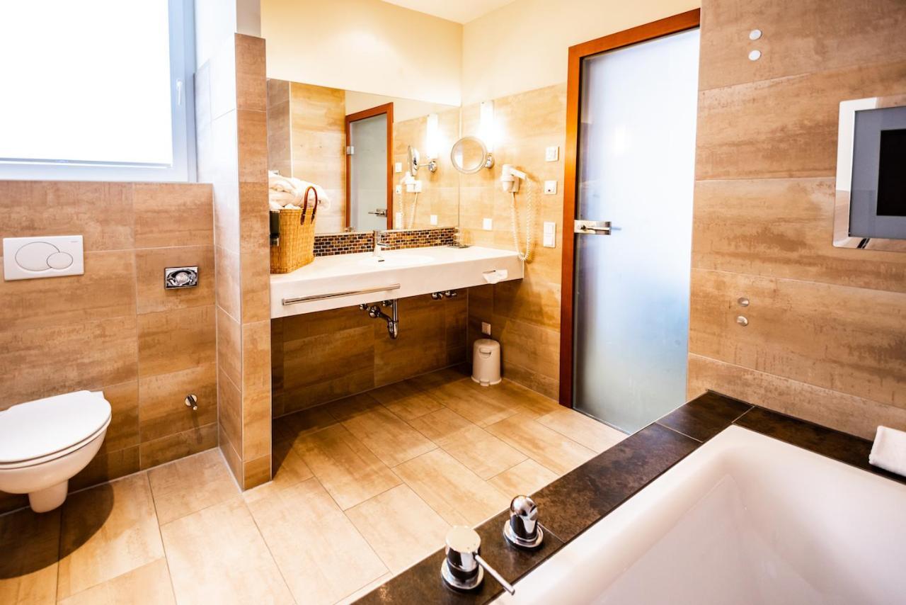 Seehotel Sued By S4Y Velden am Wörthersee Esterno foto